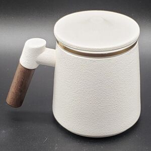 Chinese Sandalwood Handle White Gold Ceramic Tea Mug Infuser, Lid & Carry Case